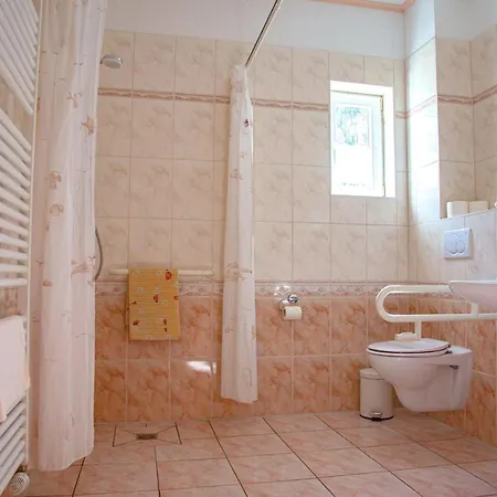 Hotel Duenenschloss 3*