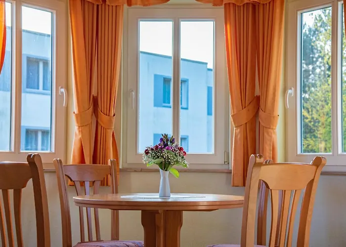 Duenenschloss מלון