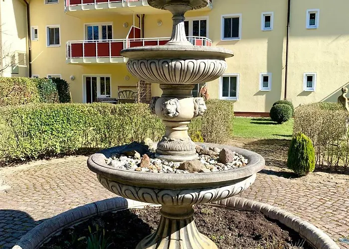 Duenenschloss Hotel